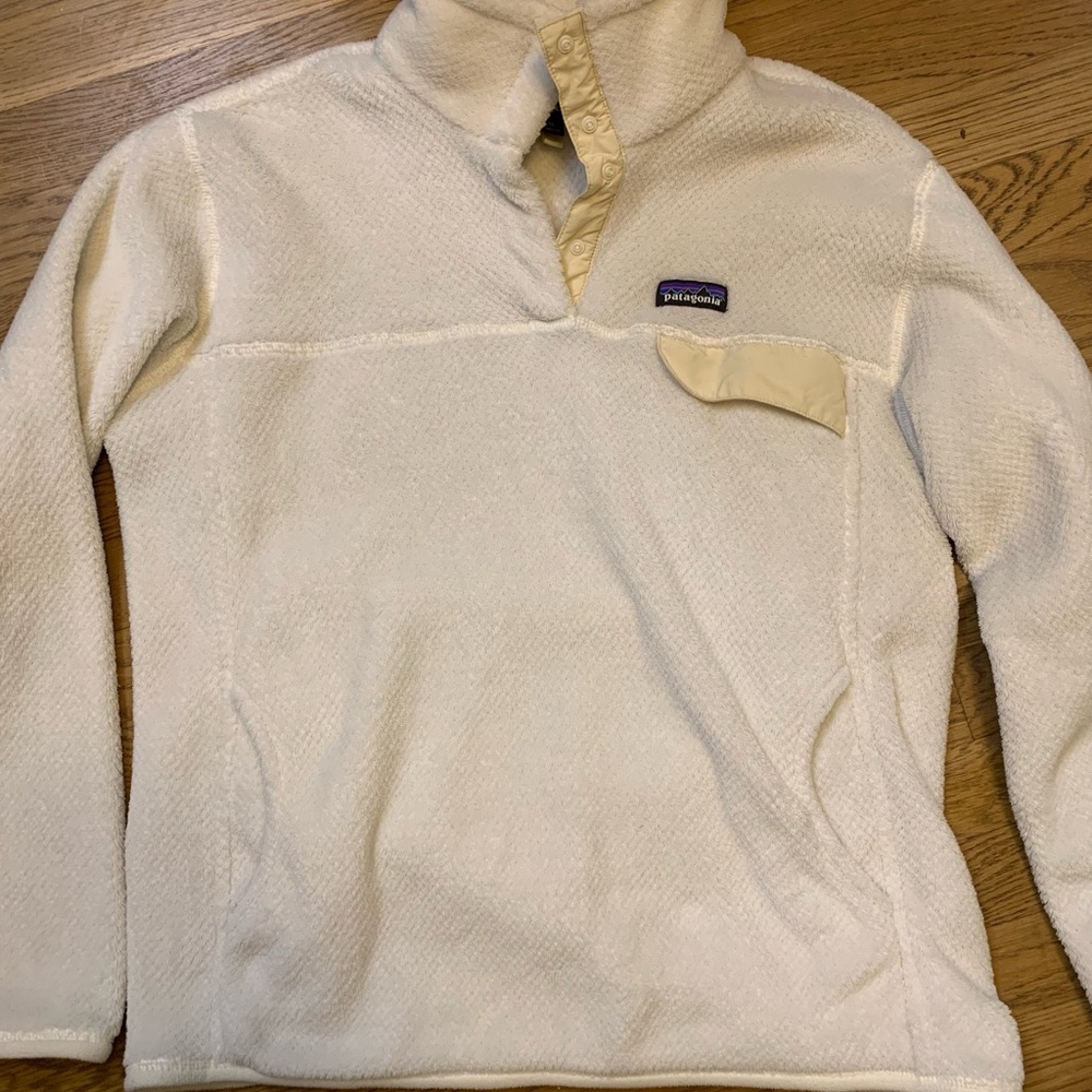 Patagonia 3 button up pullover